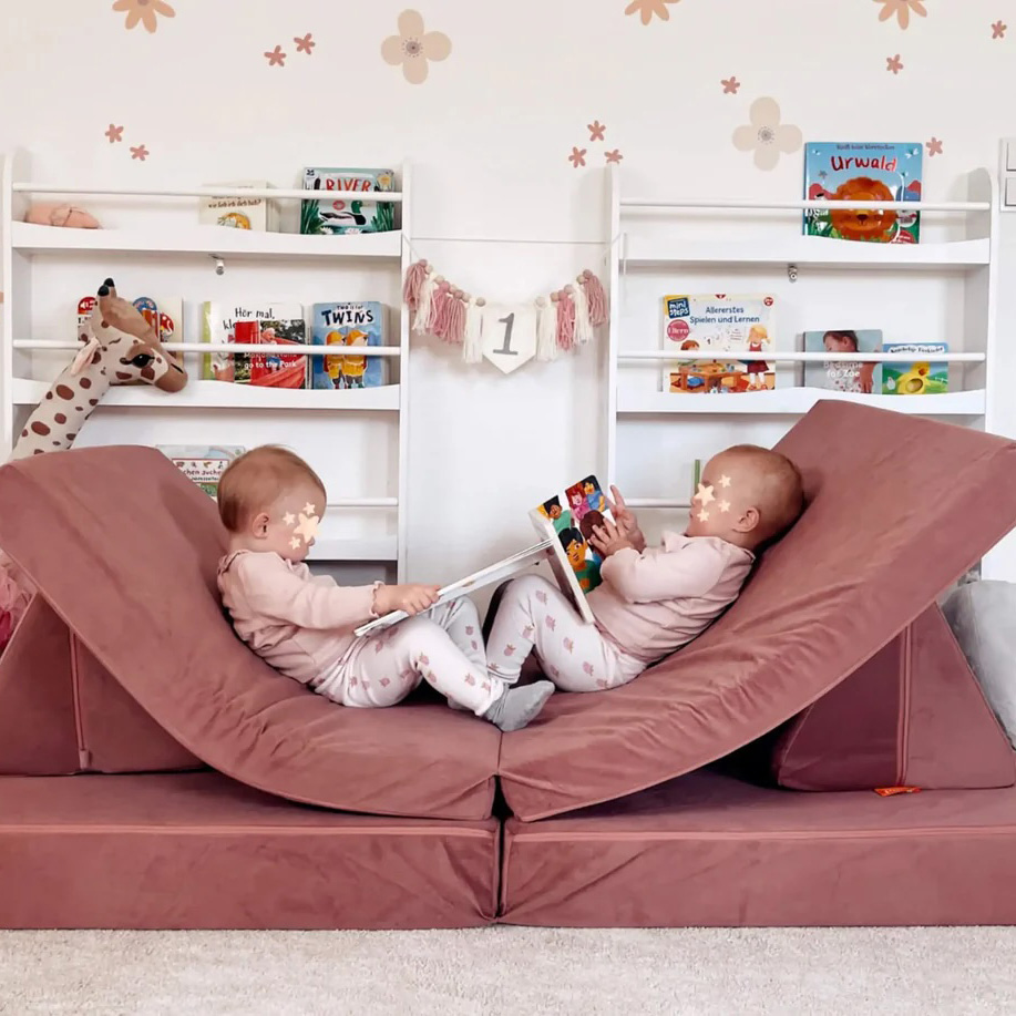 Spielsofa Velours Korallen Altrosa