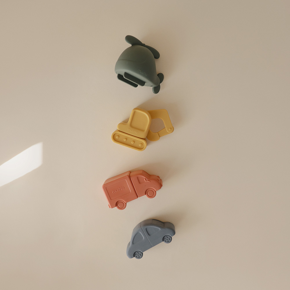 Badespielzeug Fahrzeuge